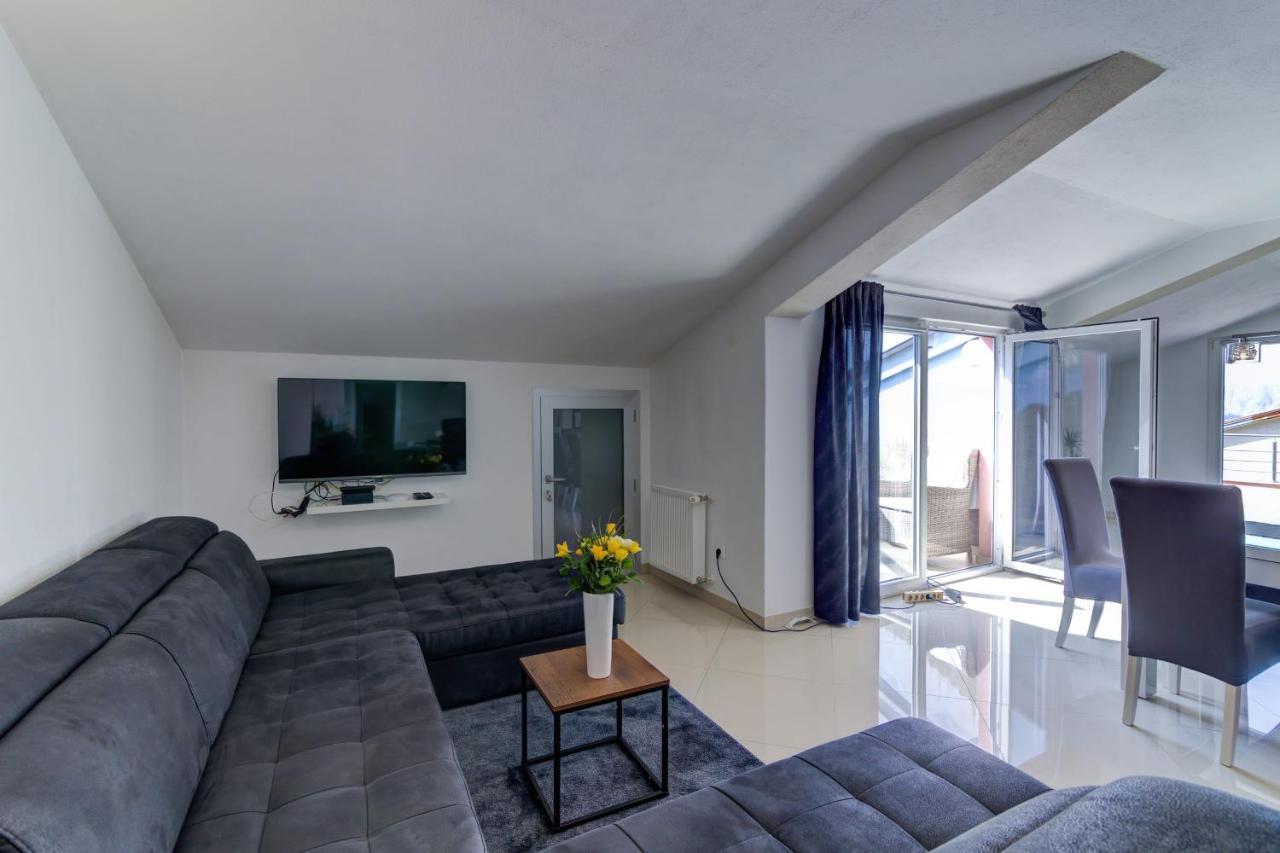 Apartment Cosic Green Klenovica Bagian luar foto