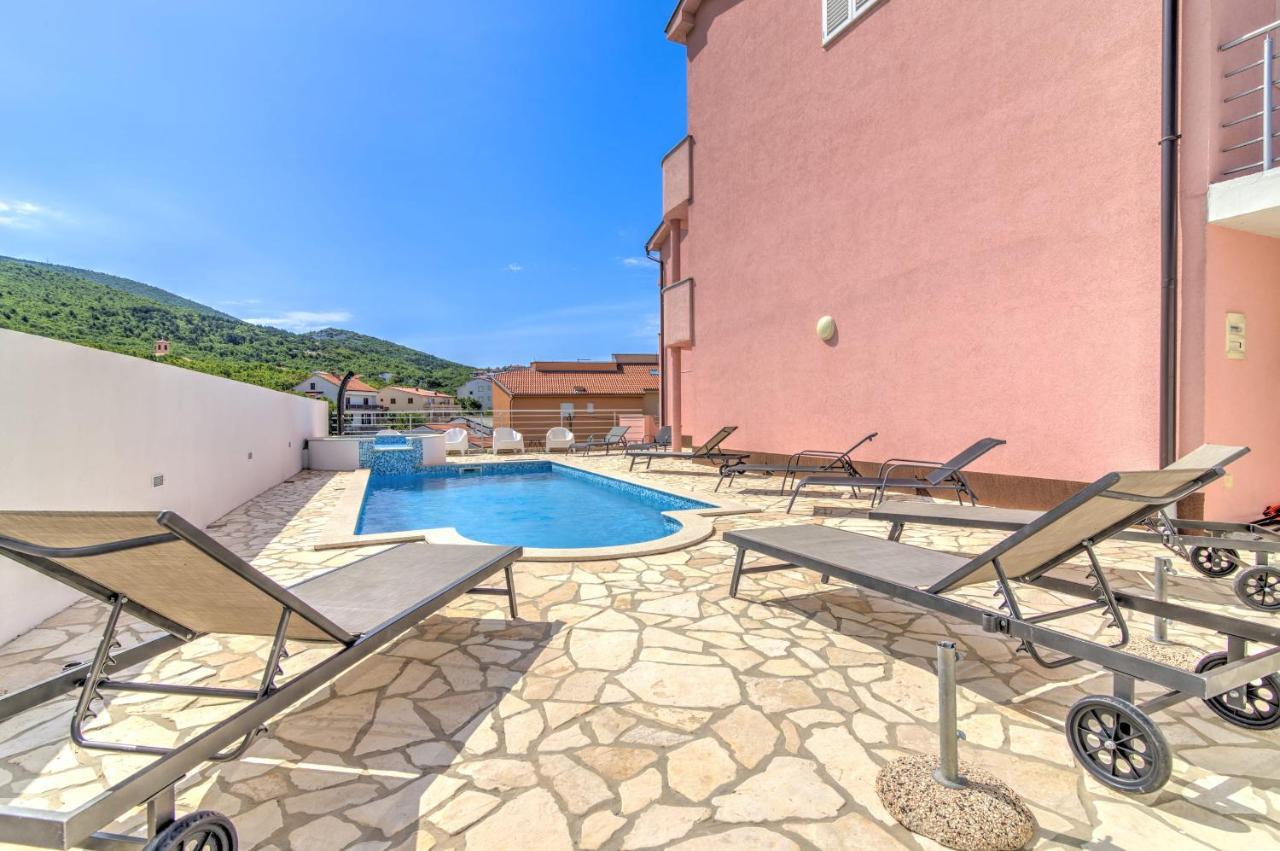 Apartment Cosic Green Klenovica Bagian luar foto