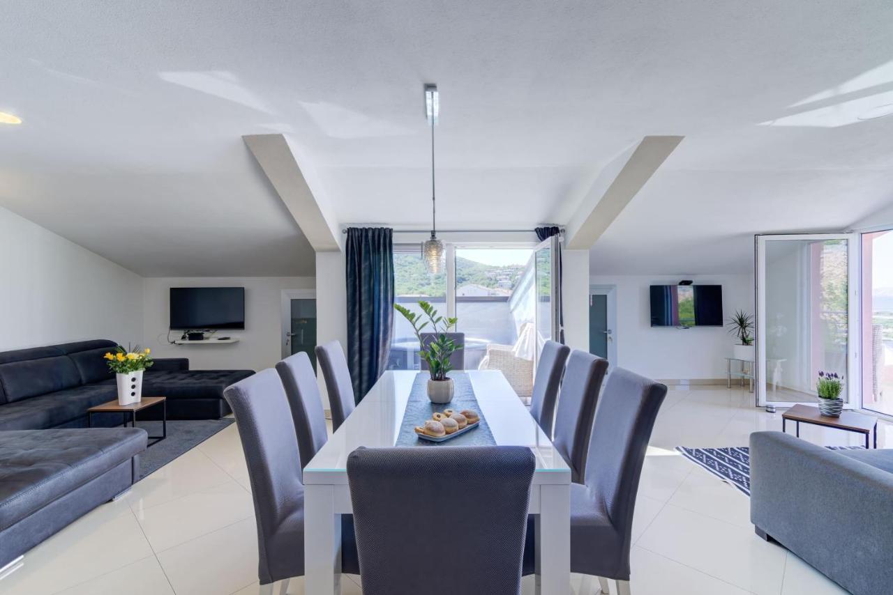 Apartment Cosic Green Klenovica Bagian luar foto