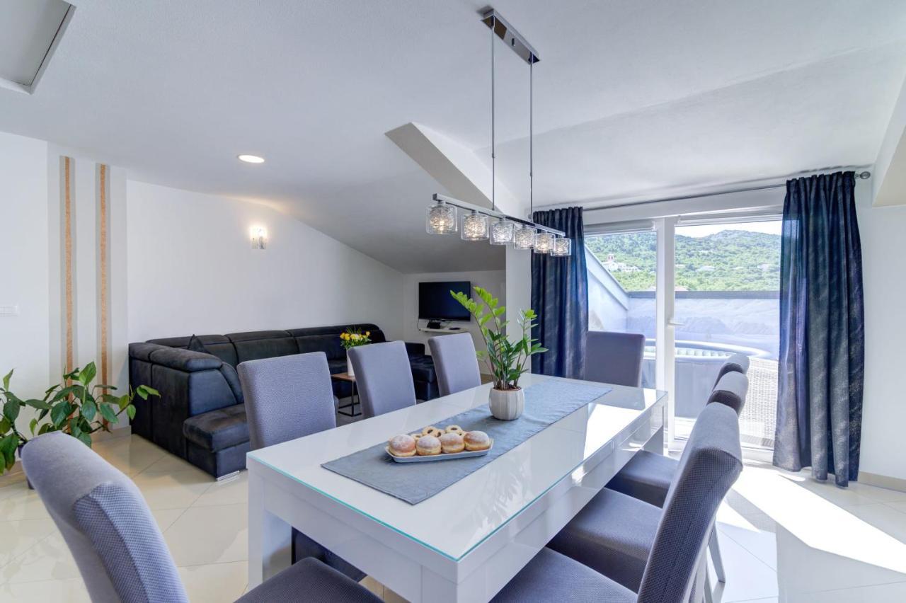Apartment Cosic Green Klenovica Bagian luar foto